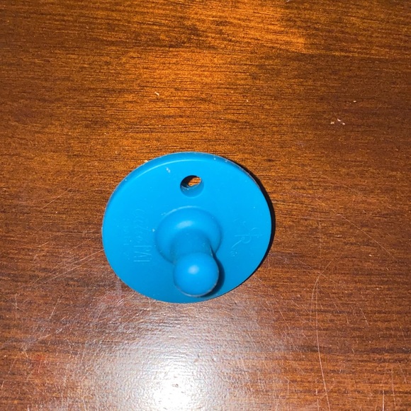 Ryan & Rose pacifier - Picture 2 of 10
